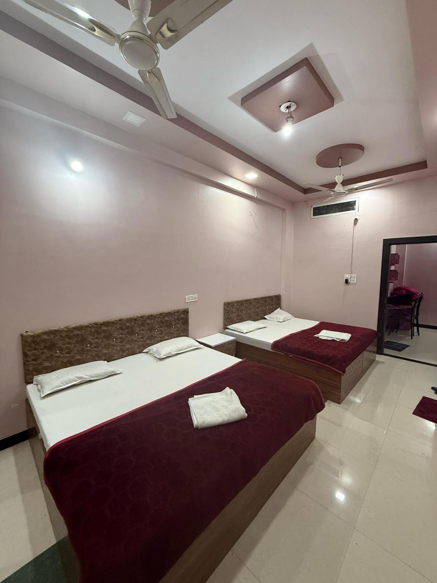 Samriddhi Residency Homestay *