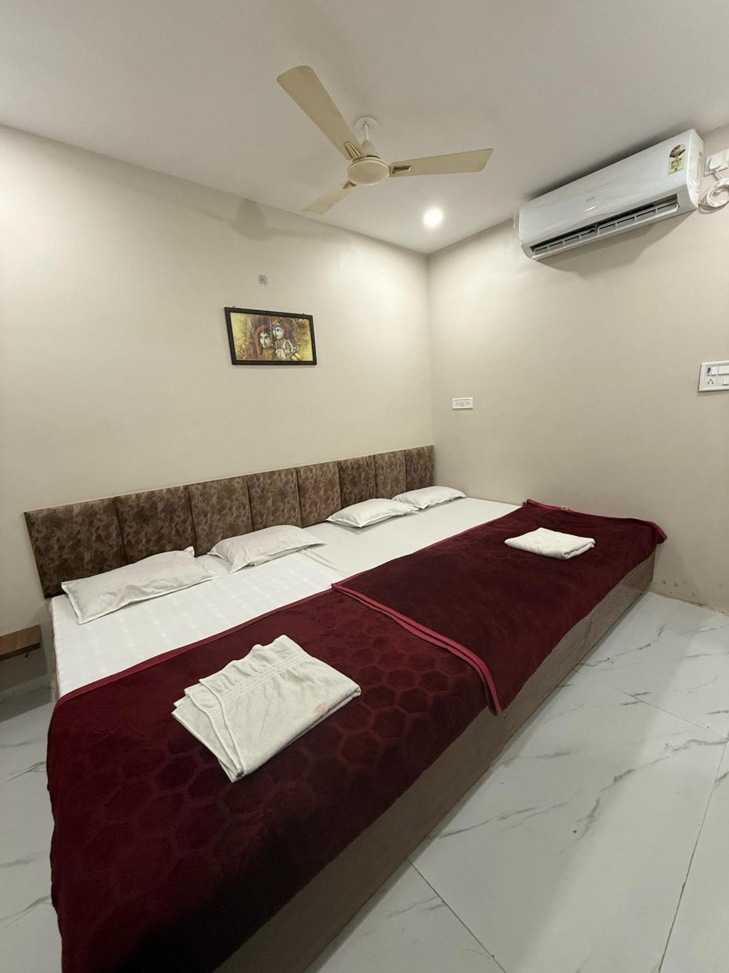 Homestay Samriddhi Residency *
